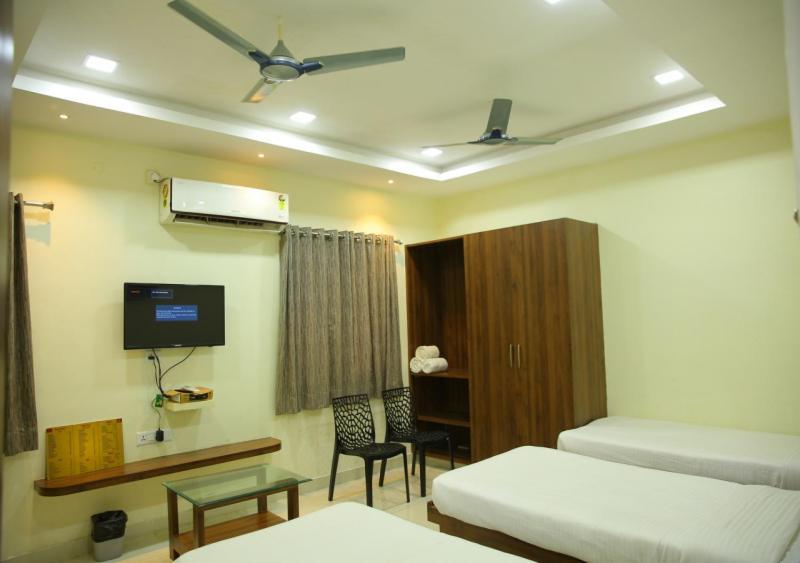 Hotel Maruthi Inn Nirmal  المظهر الخارجي الصورة