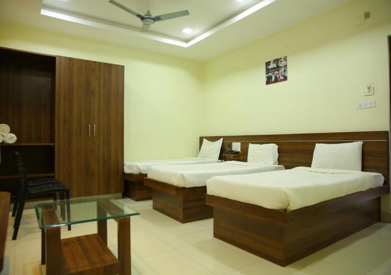 Hotel Maruthi Inn Nirmal  المظهر الخارجي الصورة
