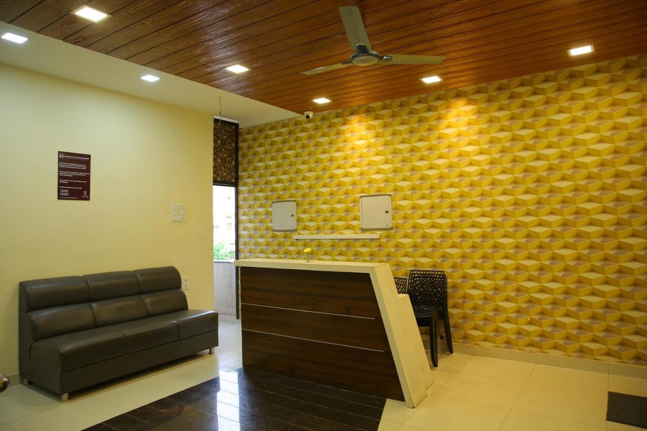 Hotel Maruthi Inn Nirmal  المظهر الخارجي الصورة