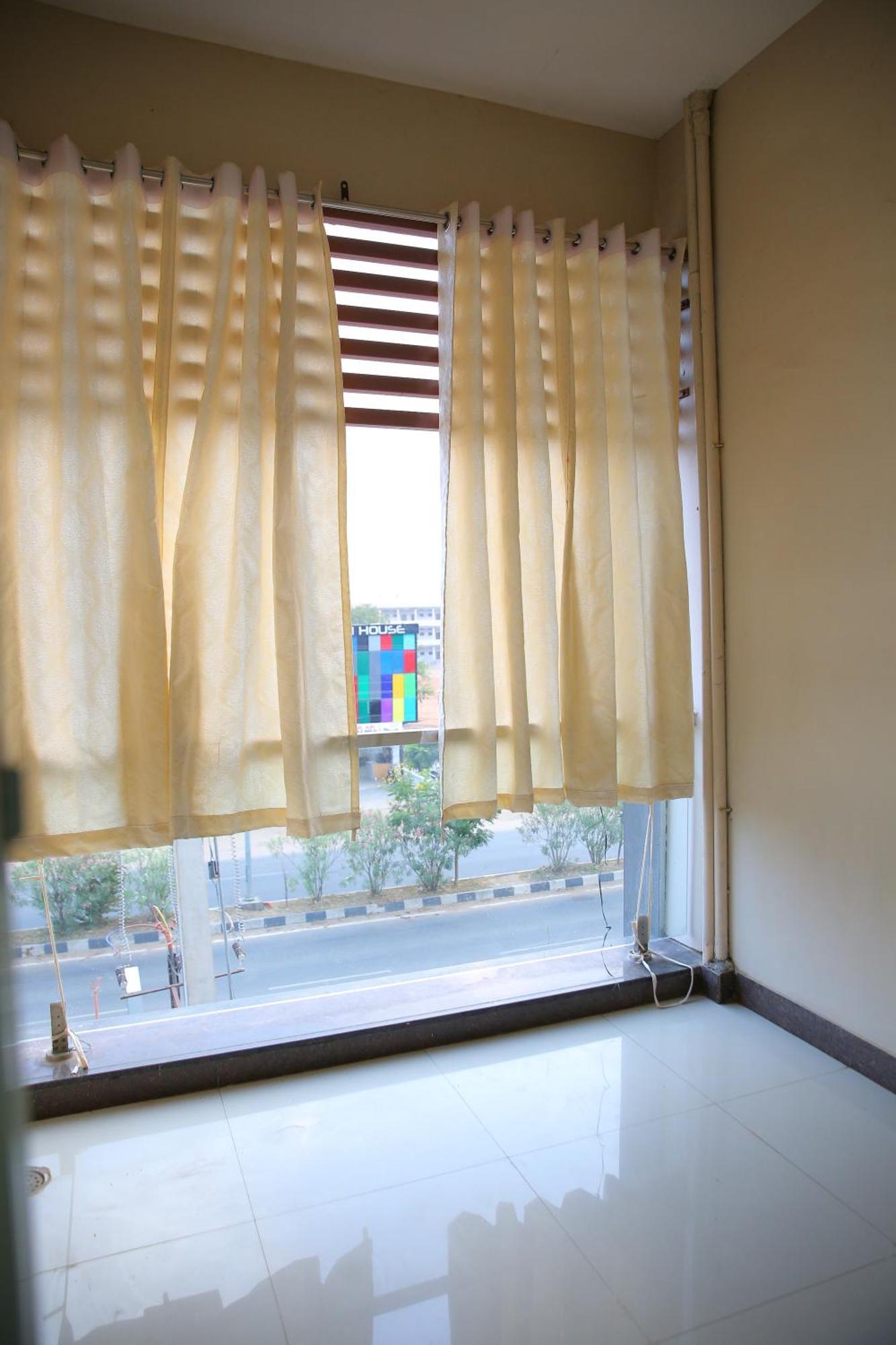 Hotel Maruthi Inn Nirmal  المظهر الخارجي الصورة